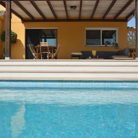 Privada Con Piscina En Holiday home