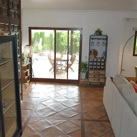 בית נופש Privada Con Piscina En *